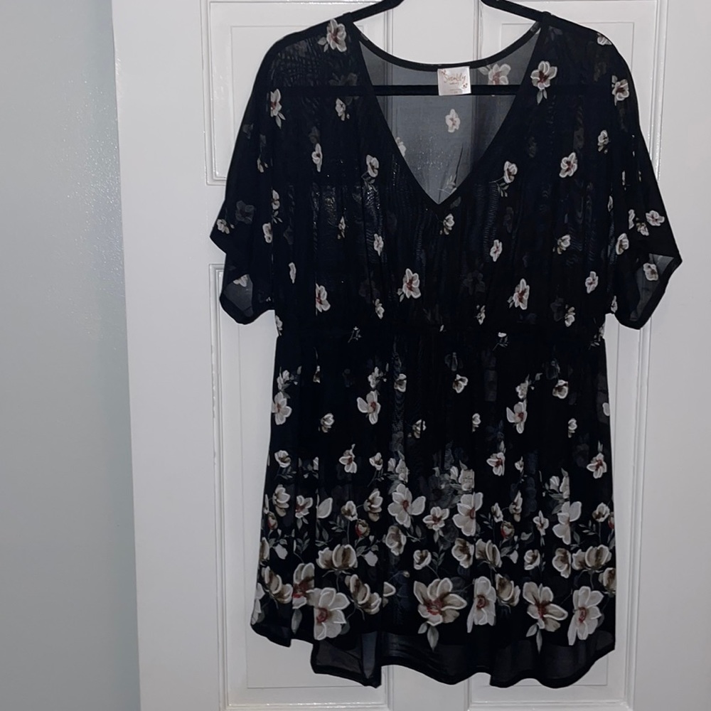 Maternity Siren Lily 2X Black Drawstring waist. Smoke free home.